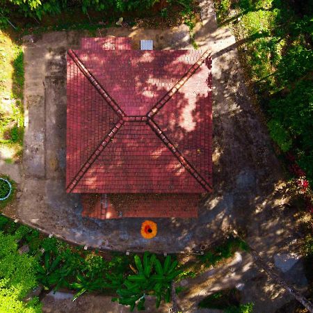 Qexperiences Coorg Hotel Madikeri Exterior photo