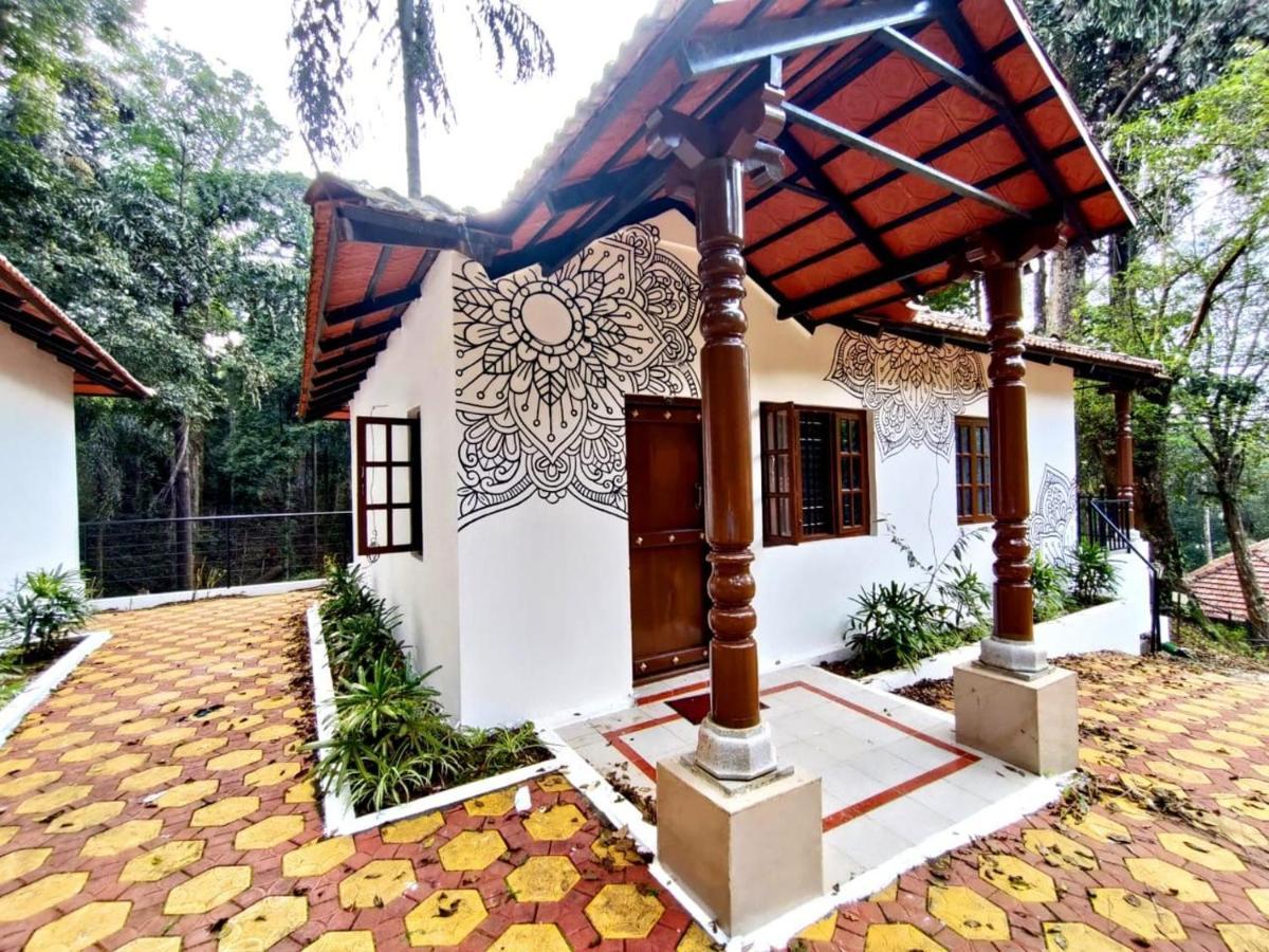 Qexperiences Coorg Hotel Madikeri Exterior photo