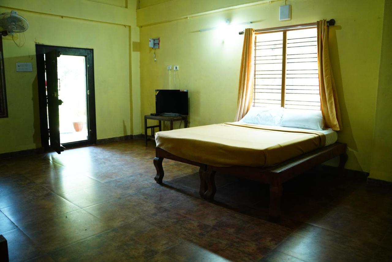 Qexperiences Coorg Hotel Madikeri Exterior photo