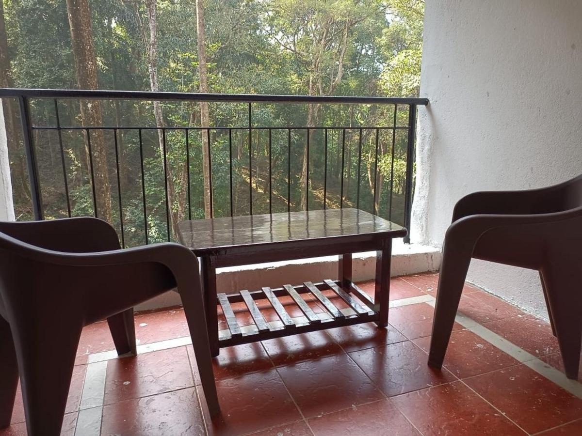 Qexperiences Coorg Hotel Madikeri Exterior photo