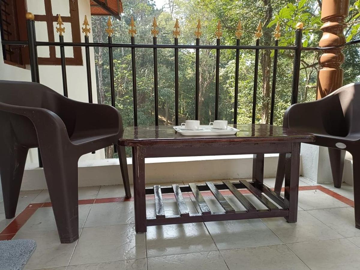 Qexperiences Coorg Hotel Madikeri Exterior photo